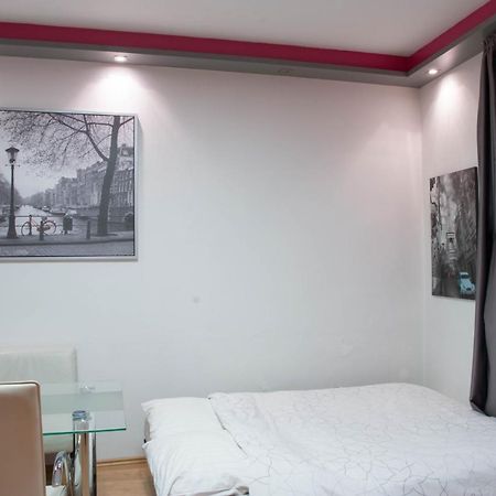 Apartment Ivanita Братислава Экстерьер фото